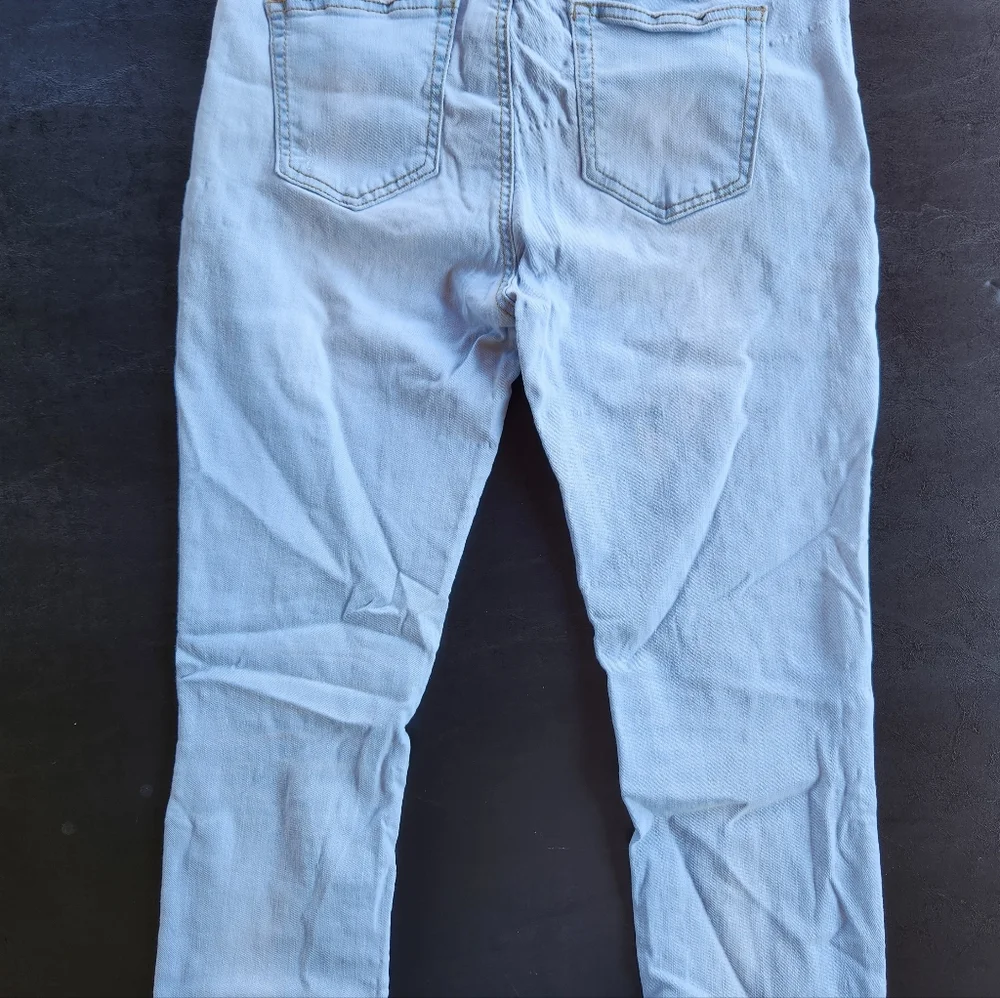 Jeans - Picture 2 of 6